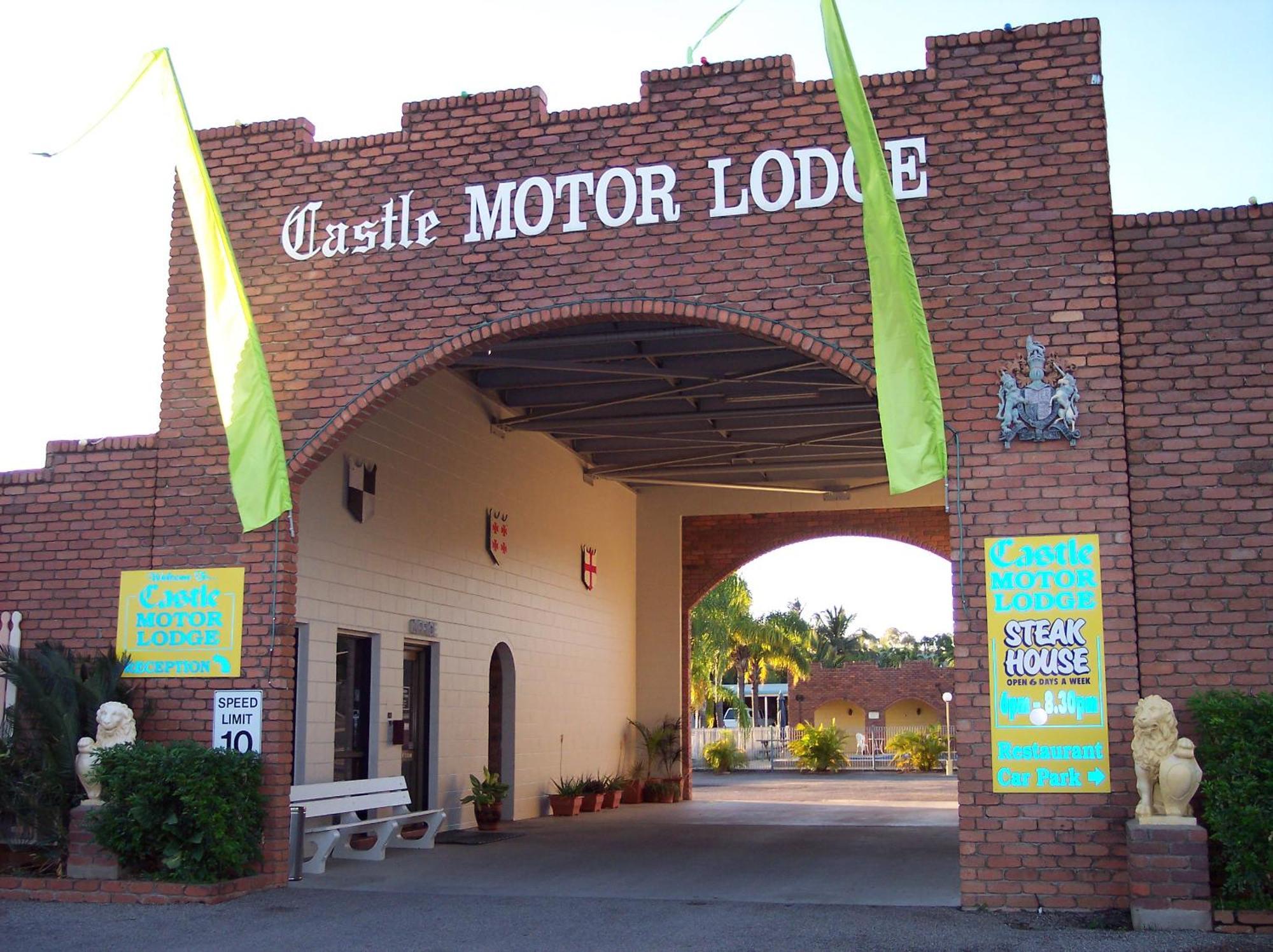 בואוון Castle Motor Lodge מראה חיצוני תמונה