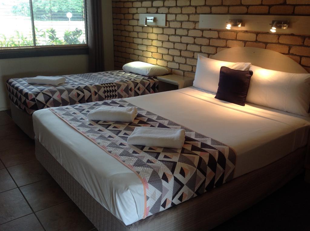 בואוון Castle Motor Lodge מראה חיצוני תמונה
