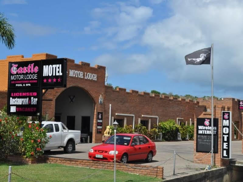 בואוון Castle Motor Lodge מראה חיצוני תמונה